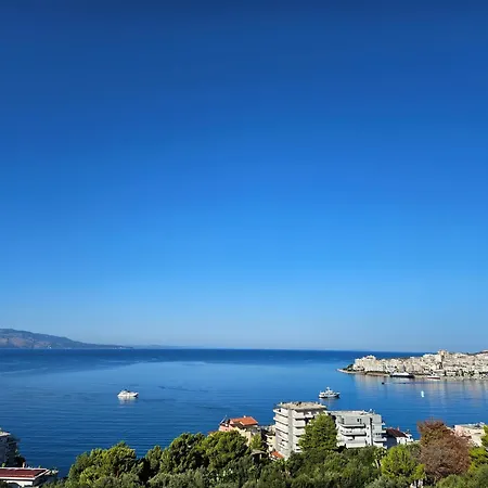 Cosy Sea View Apartment